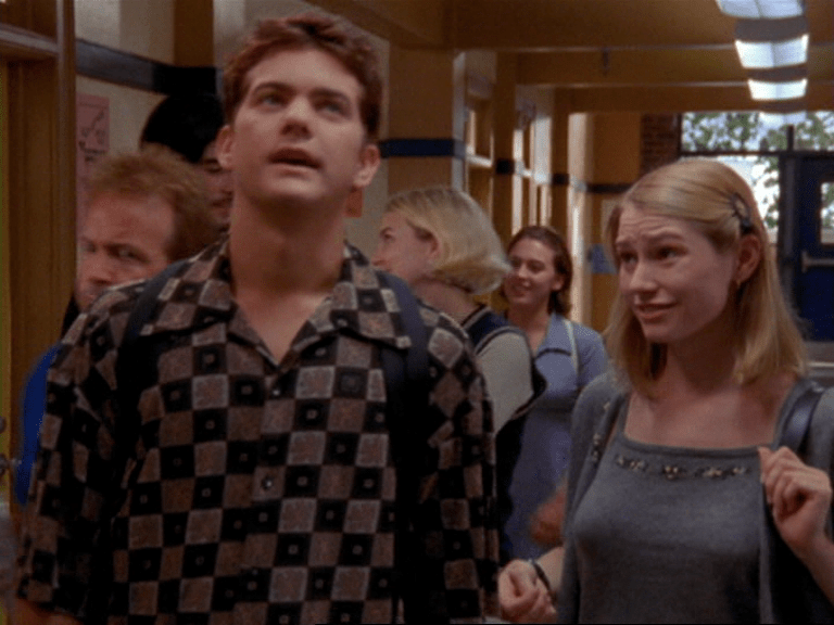 2×03 Alternative Lifestyles